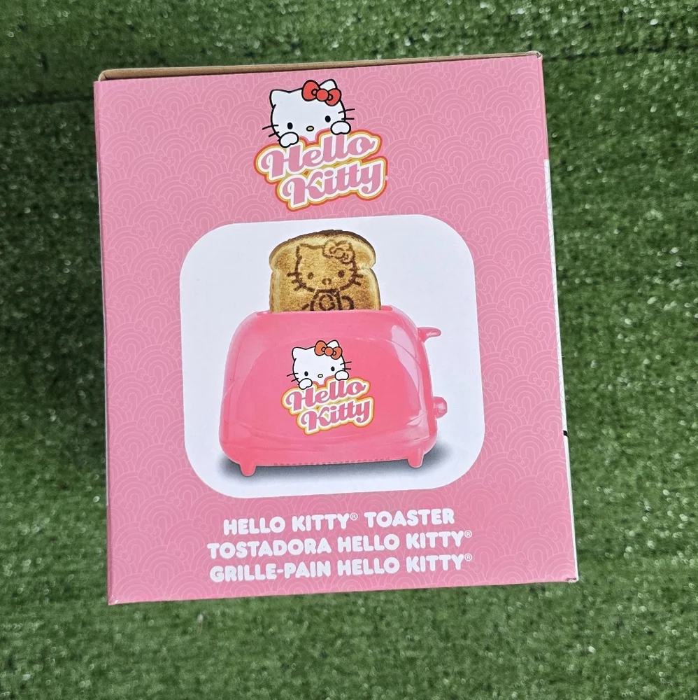 HELLO KITTY | lisenced 2-SLICE COOL TOUCH TOASTER -NWT! IN BOX!